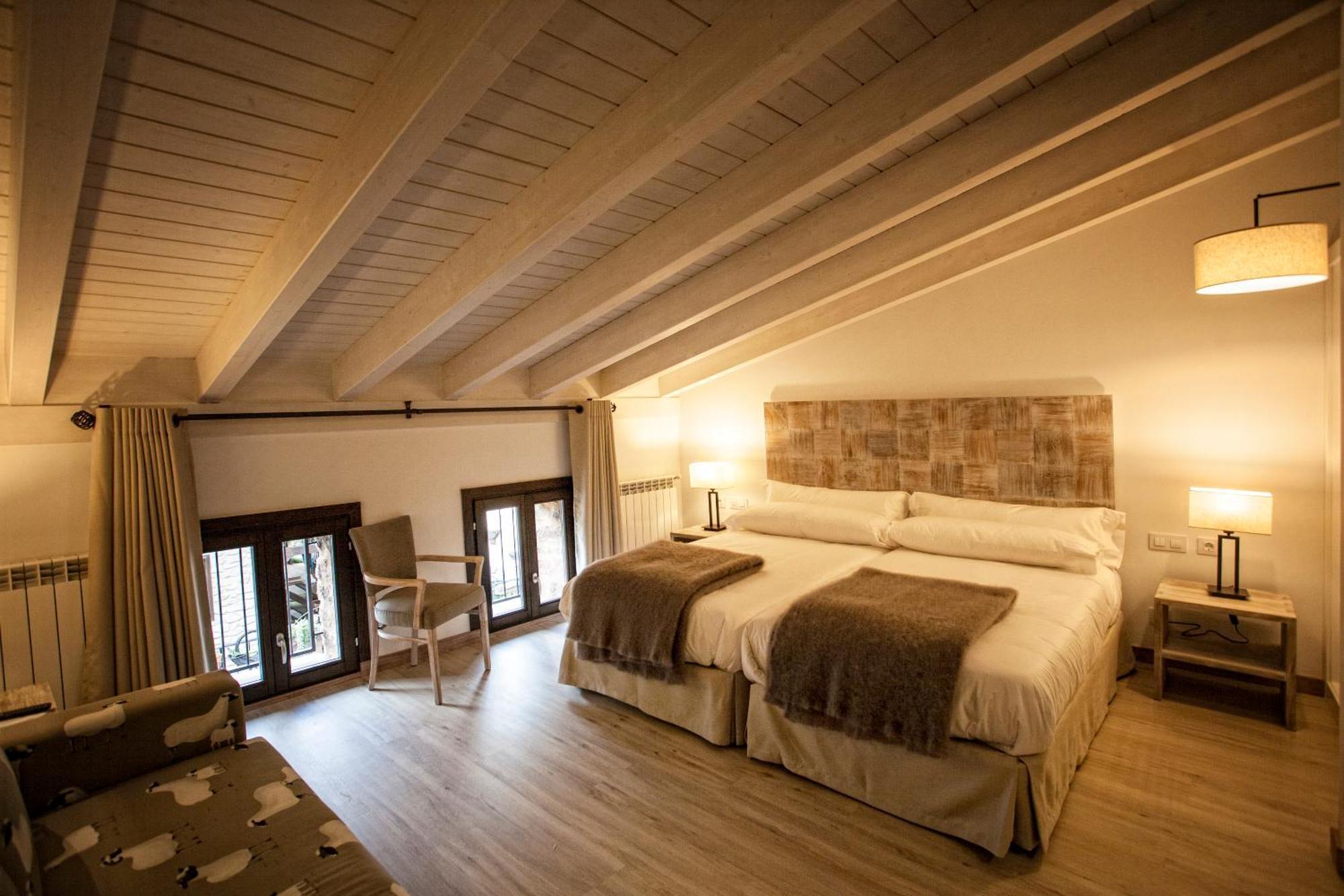 Hotel Pura Vida Valganon ภายนอก รูปภาพ